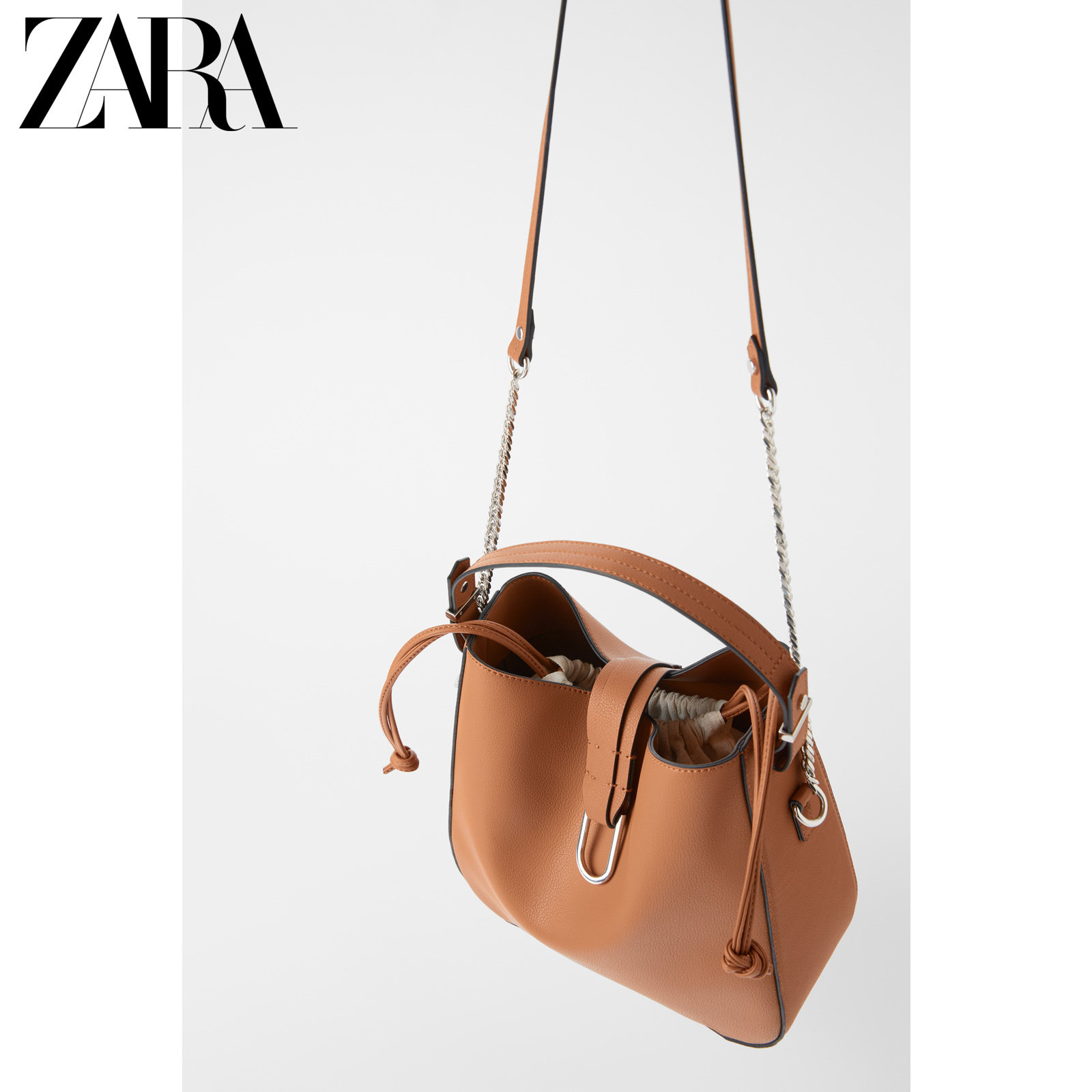 Магазин Zara Сумки