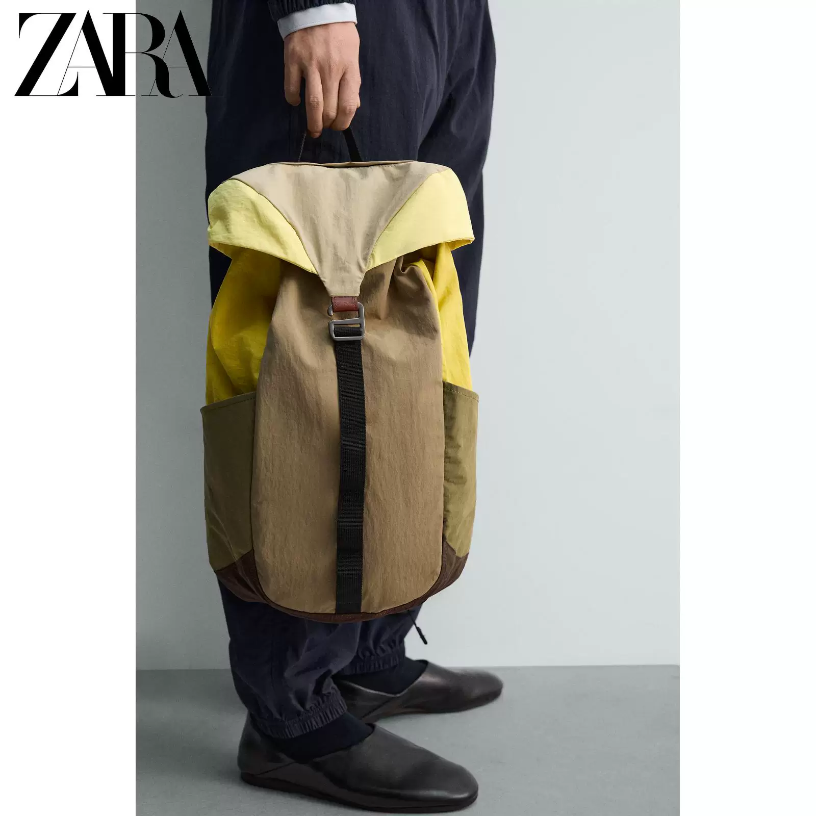 ZARA 2026 Spring and Summer New Products Men's Bag High-tech Fabric Leather Detail Backpack 3226720 203