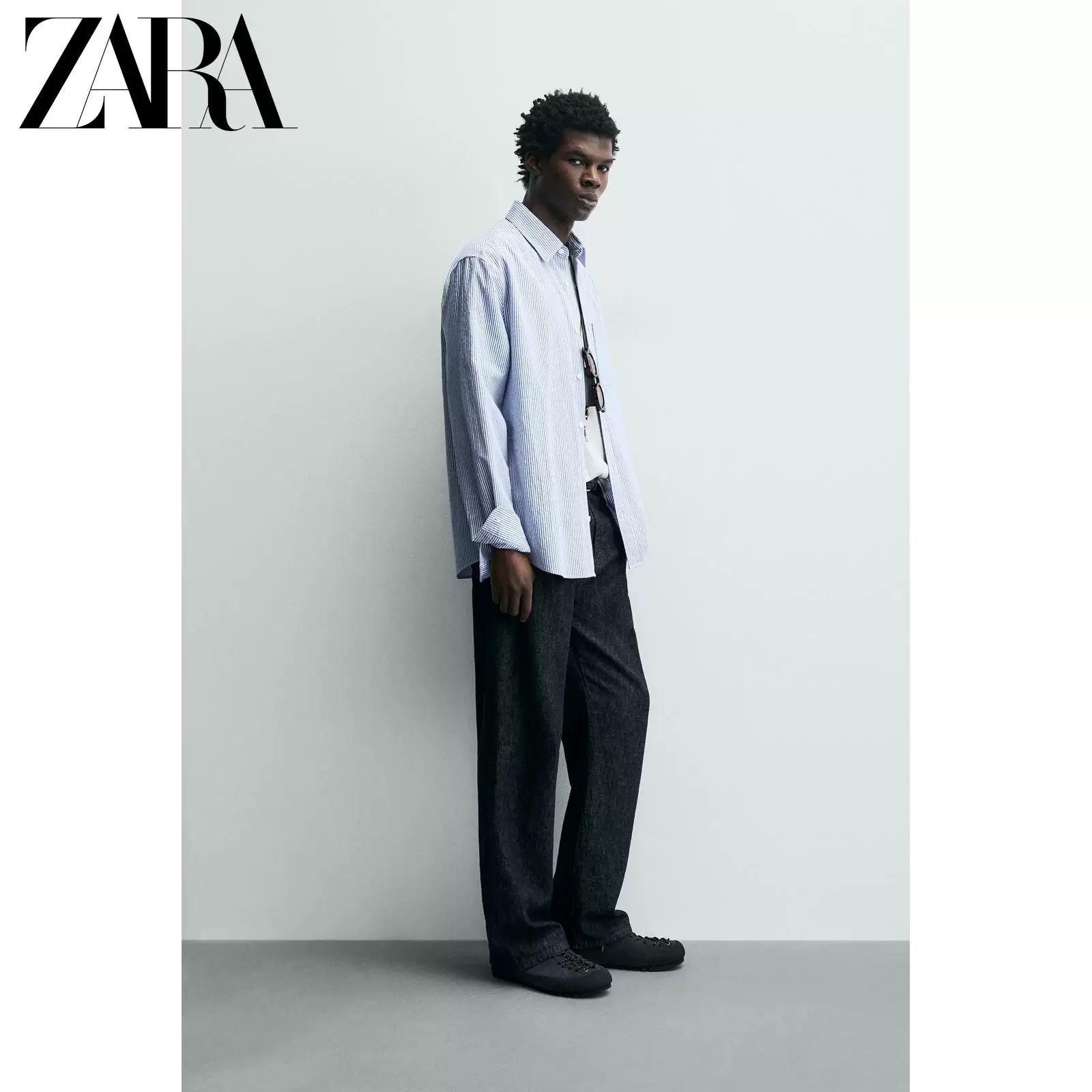 Мужская свободная рубашка в полоску с wrinkled эффектом длинный рукав ZARA 2026 весна-лето 4231117 044