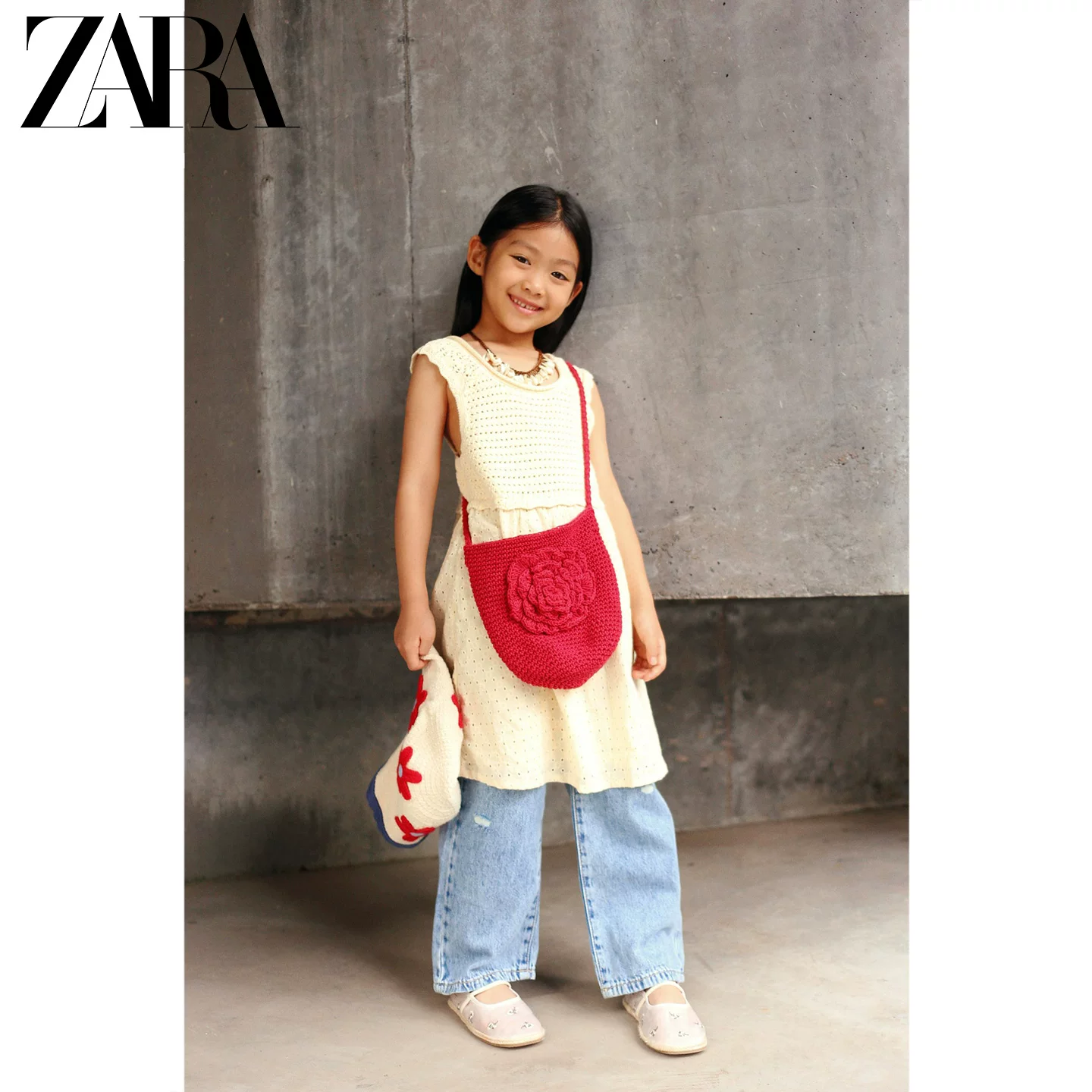ZARA 2026 год весна-лето новые поступления, девочки и малыши, рваные и элегантные свободные широкие джинсы 8727602 427