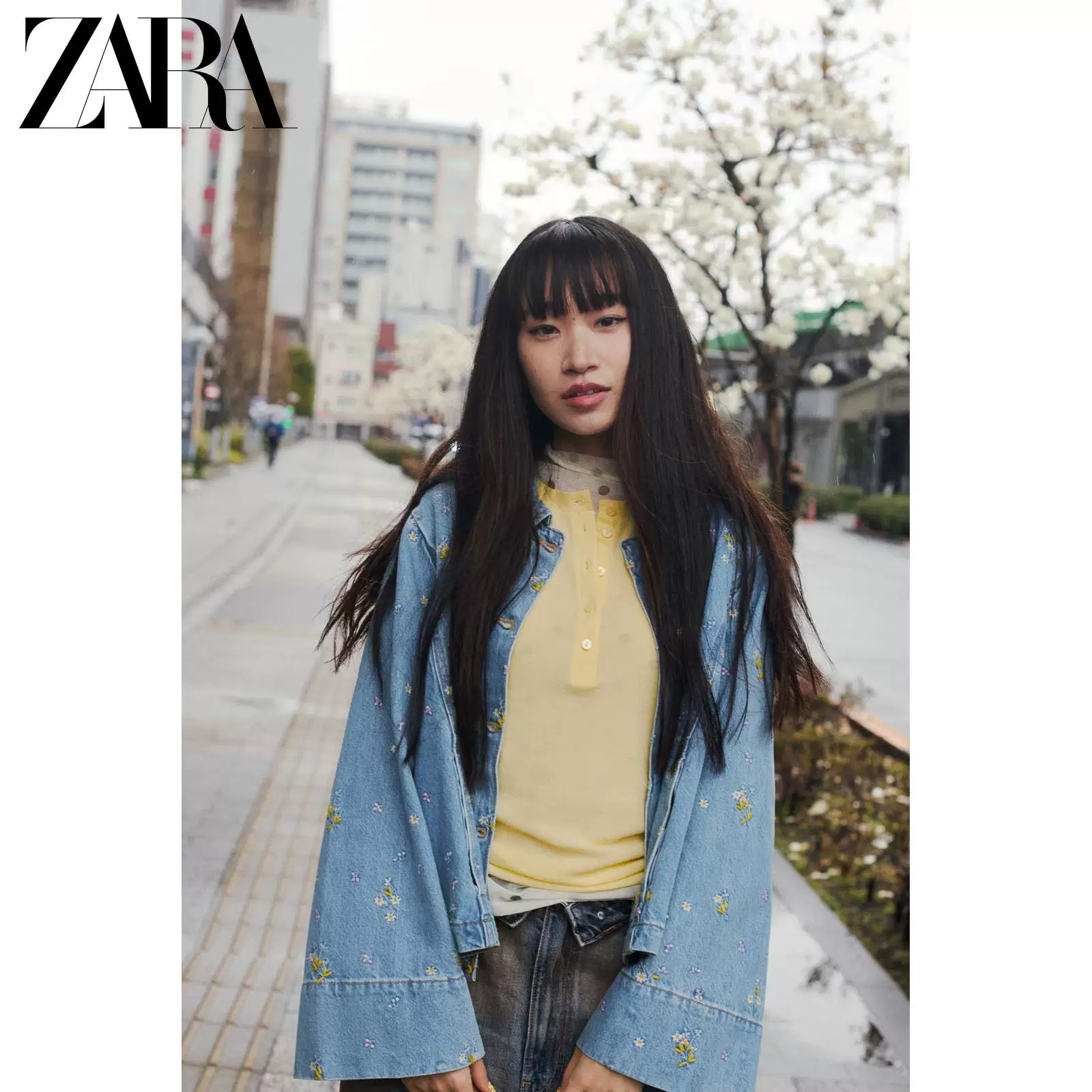 ZARA 2026 дамская Z1975 вышитый цветочным рисунком джинсовый жакет 7147032 427