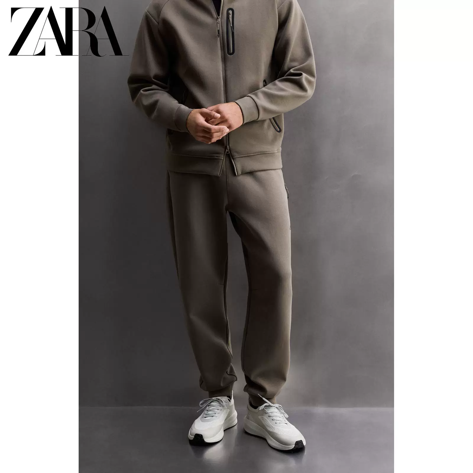ZARA 2025 осень новые спортивные серии мужские штаны с молнией из технической ткани 8574330 711