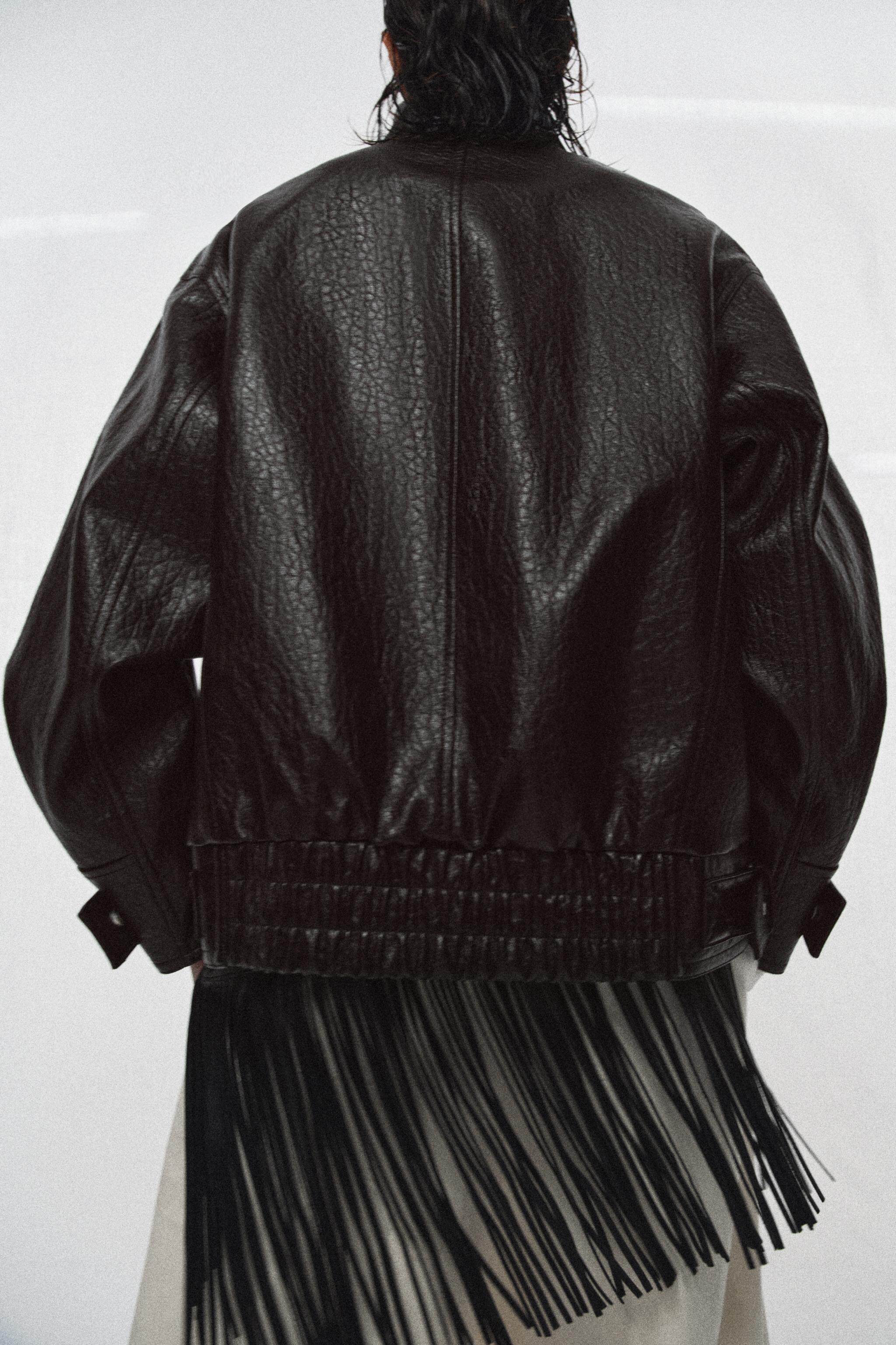 Кожаная куртка zara2026春夏新品 女装 zw系列长袖翻领皮革效果外套 3548049 700