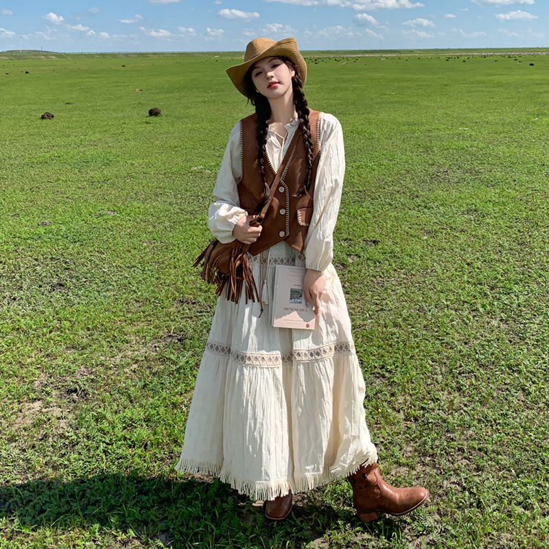 Bohemian Long-Sleeved Dress, Suitable for Traveling in the Northwest Xinjiang Grassland, Suede Vest, White Long Skirt Set