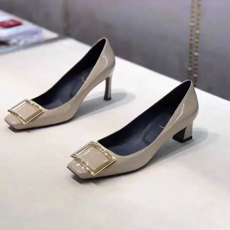 Banana Heel 2026 Square Buckle Chunky Heel Women's Mid-Heel Square Toe Commuting Patent Leather Versatile Nude High Heel Women's Wedding Shoes