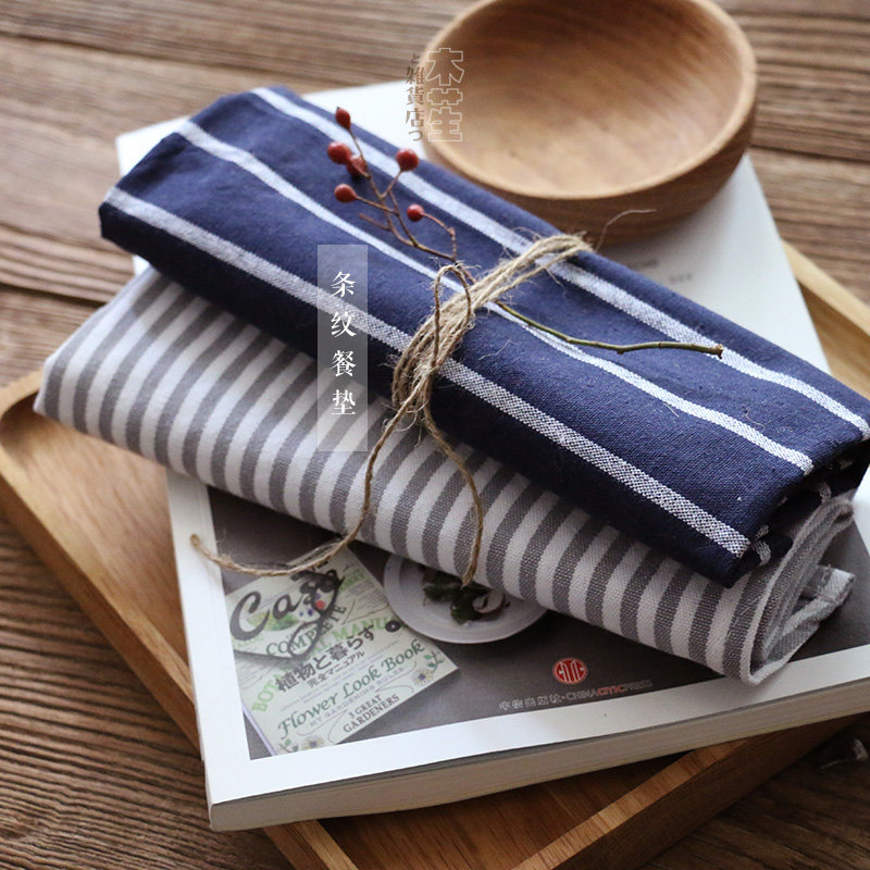 Minimalist blue grey striped cotton linen dining mat towels thickened with dirty dining table bowls tray thermal insulation mat gourmet photo background cloth