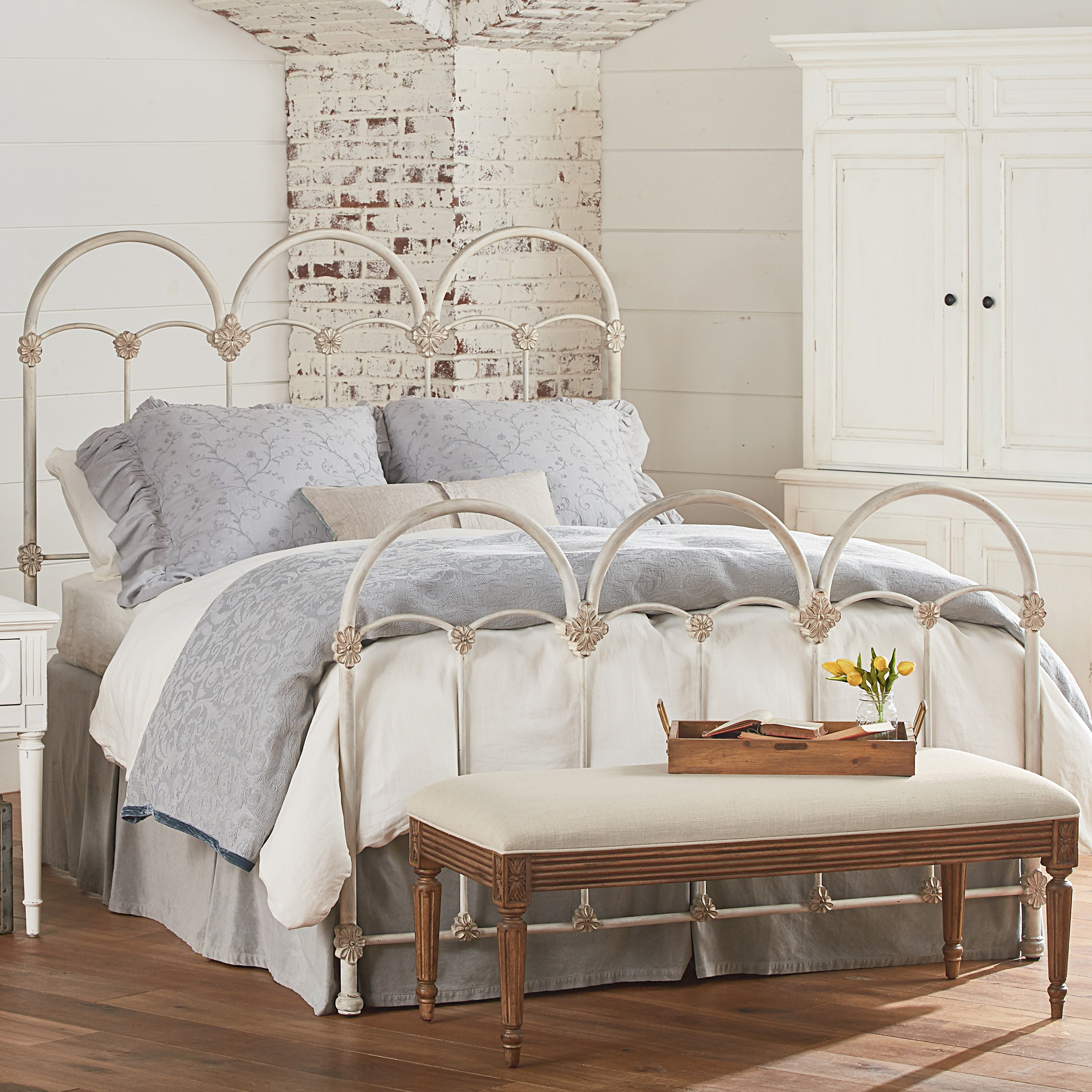 French Iron Bed Retro Iron Bed Light Luxury Rock Bed European Princess Bed Nordic Simple Single Child