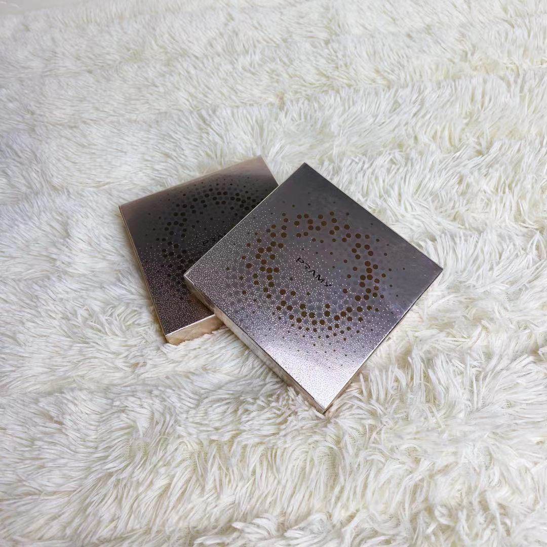 Berry Merry Golden Star Shiny Nine Color Eye Shadow Discs of Superfire Pearlized Pearls Pink and High Light High Light Repair disc