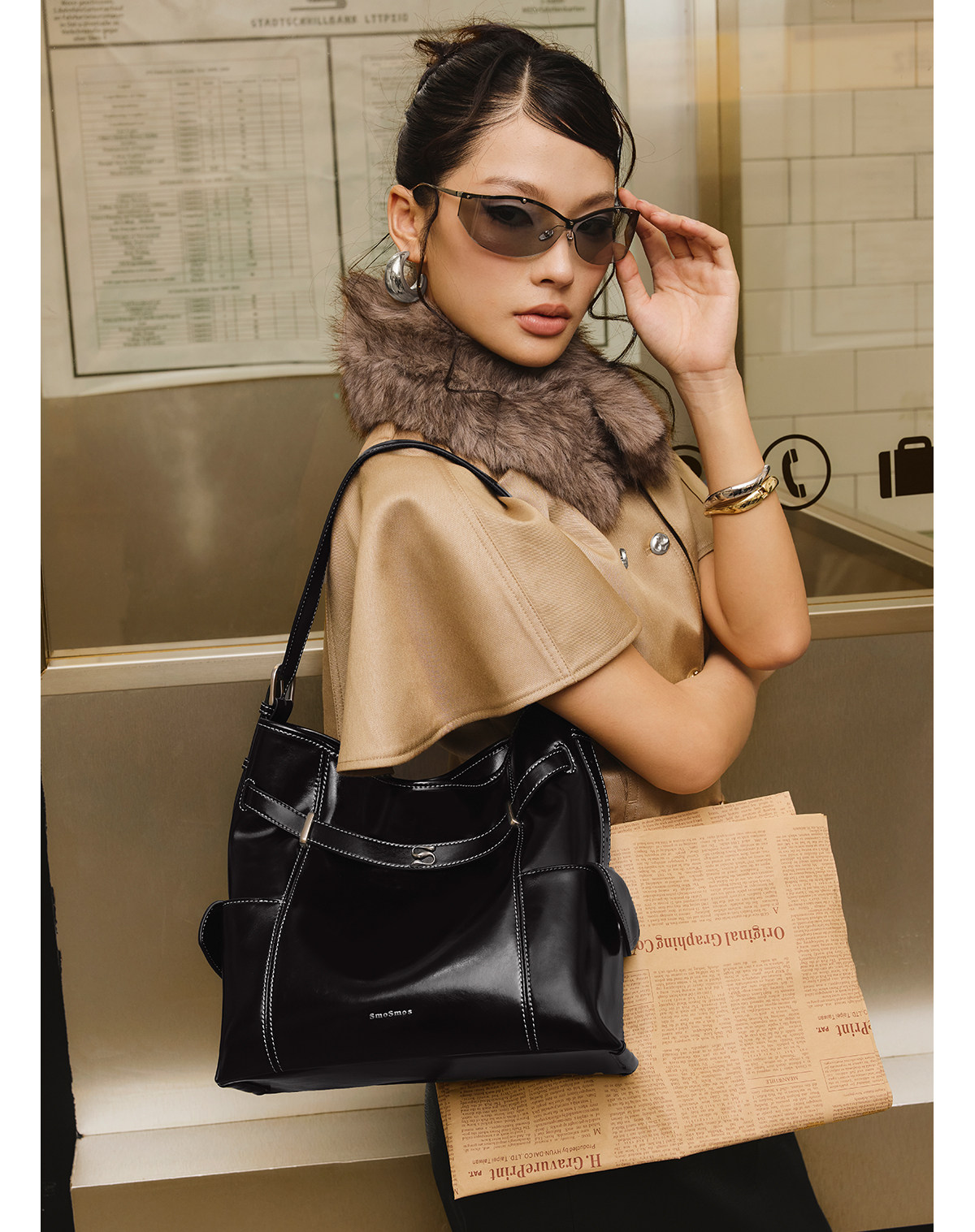 SmoSmos Black Cowhide Bucket Shoulder Bag