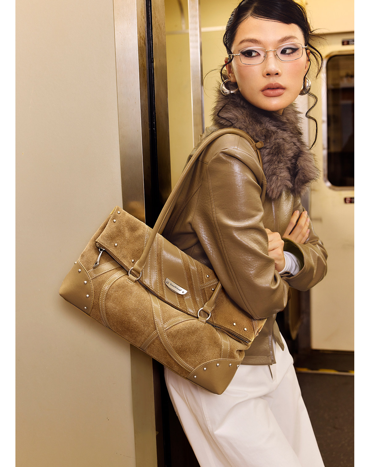 SmoSmos Caramel Suede Baguette Underarm Bag