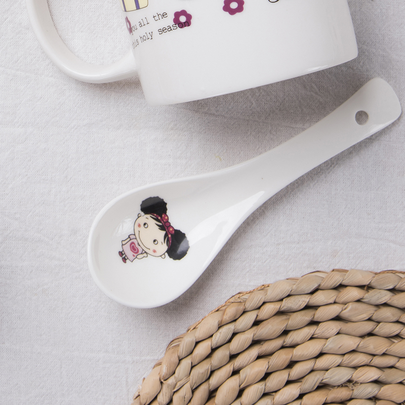 Parent-child small soup spoon family of four-mouth ceramic spoon baby home cute round head small tablespoon Korean style child cartoon