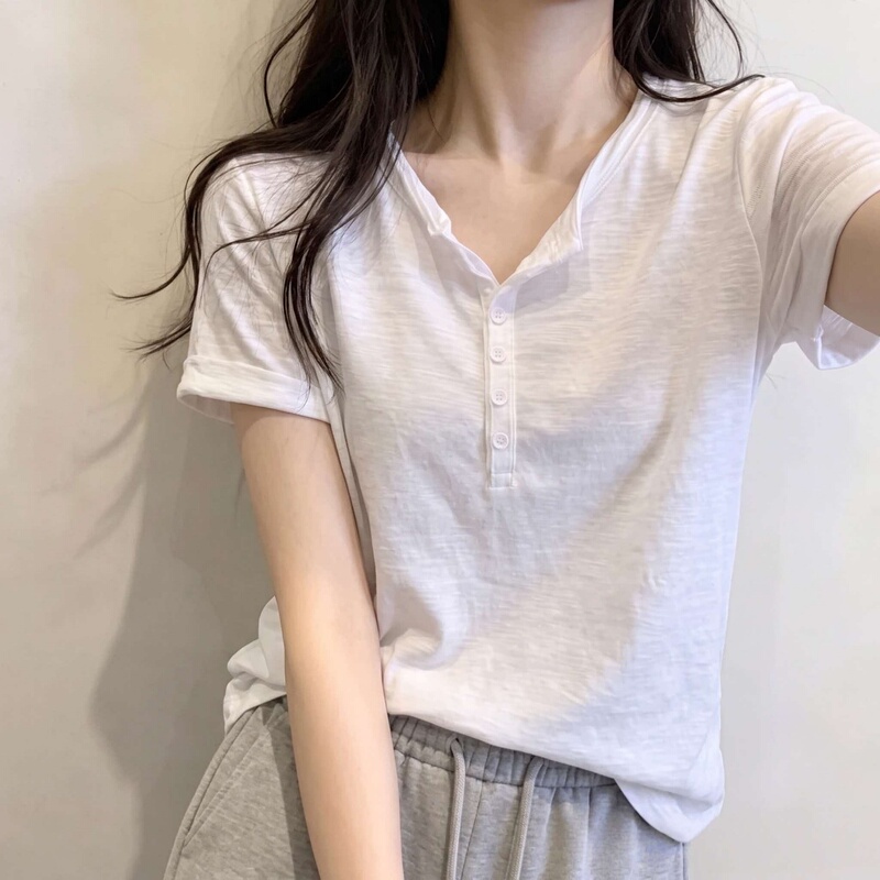 European Style White V-Neck Short-Sleeve T-Shirt for Women, 2026 New Summer Loose Fit, Slimming, Casual Button-Up, Age-Reducing Top