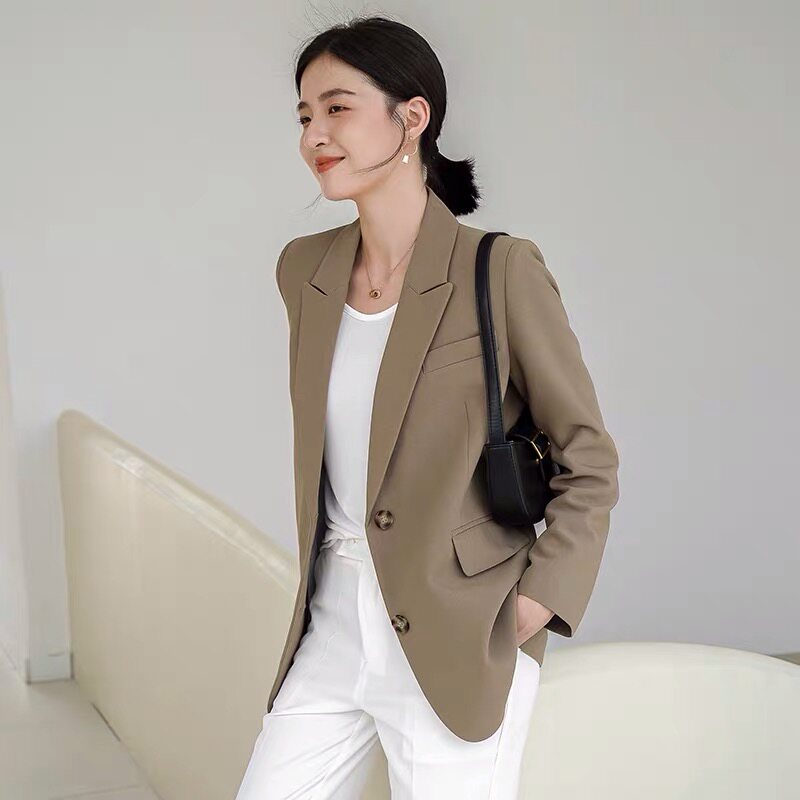 Suite coat woman 2022 Spring and Autumn new Han version of high - level sense of leisure design, small suit coat