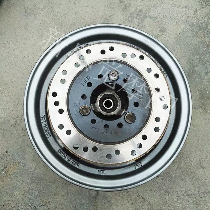 SDH125T-22-22A-26 茜茜 Princess E Shadow E màu gốc bánh sau trung tâm bánh xe trung tâm - Vành xe máy banh mam