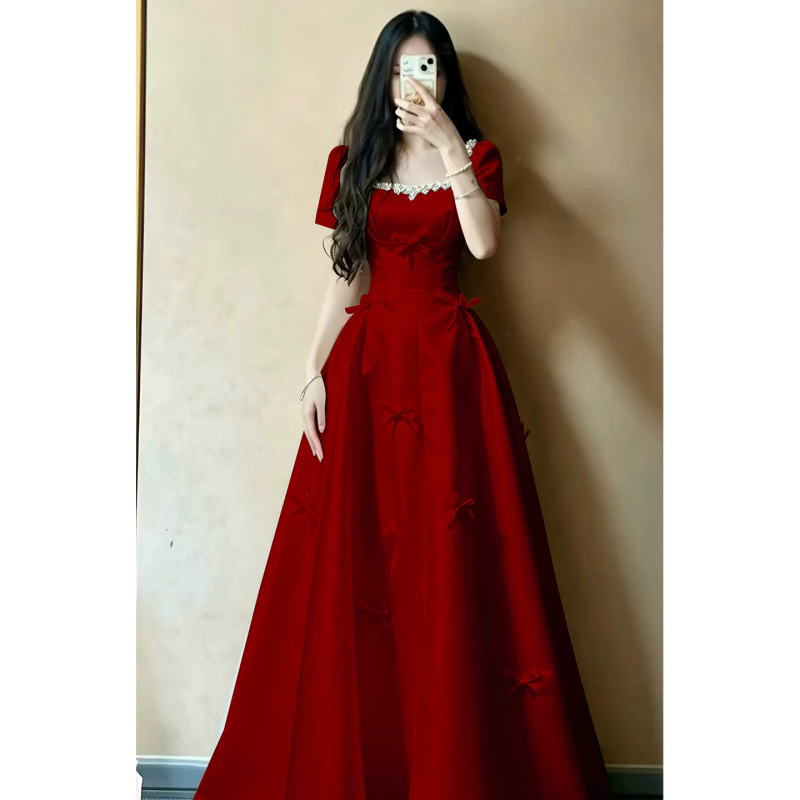Red Toast Dress for the Bride 2026 New French-Style Niche Light Luxury High-End Satin Engagement Dress for the Thank-You Banquet Red Toast Dress for the Bride 2026 New French-Style Niche Light Luxury High-End Satin Engagement Dress for the Thank-You Banquet