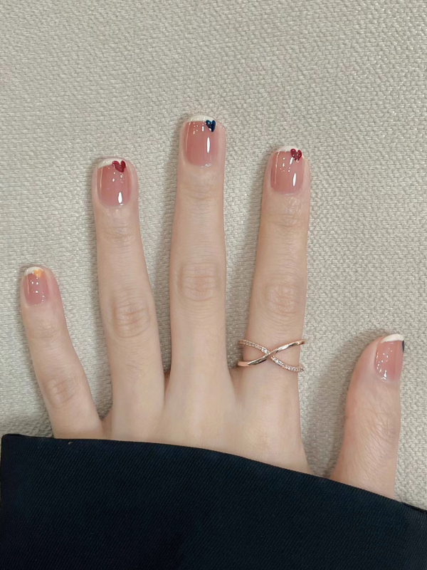 Short Heart Graffiti Nail Stickers, Popular Online, Simple Finished Product, Suitable for Pregnant Women, Autumn and Winter Elegant Fake Nails Short Heart Graffiti Nail Stickers, Popular Online, Simple Finished Product, Suitable for Pregnant Women, Autumn and Winter Elegant Fake Nails