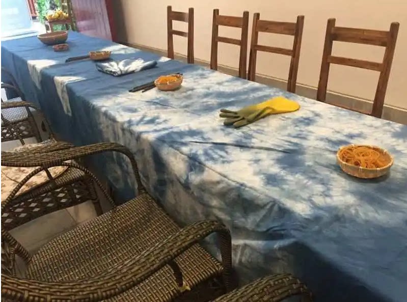 扎染小方巾怎么选?草木染+蜡染DIY手帕全攻略-手巾-淘宝百科网