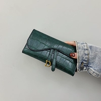 Длинная темно-зеленая версия.