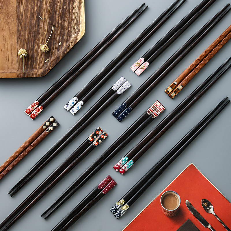 Day style 10 Double pointed chopsticks Home Bamboo Wood Chopsticks Slip-proof and mildew-proof and environmentally friendly Single fashion Creative Chopsticks Group
