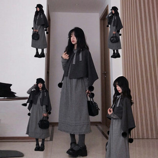 Petite French Retro Layered Cape Coat Paired with a Dress, a Very Stylish Two-Piece Set for Autumn and Winter