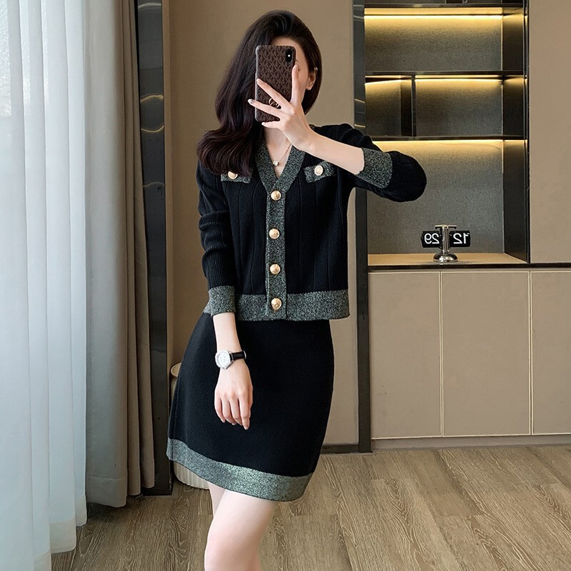 High-End Fashionable Knitted Suit for Women 2024 Autumn and Winter New Style Small Fragrant Long-Sleeved Sweater Two-Piece Suit Skirt