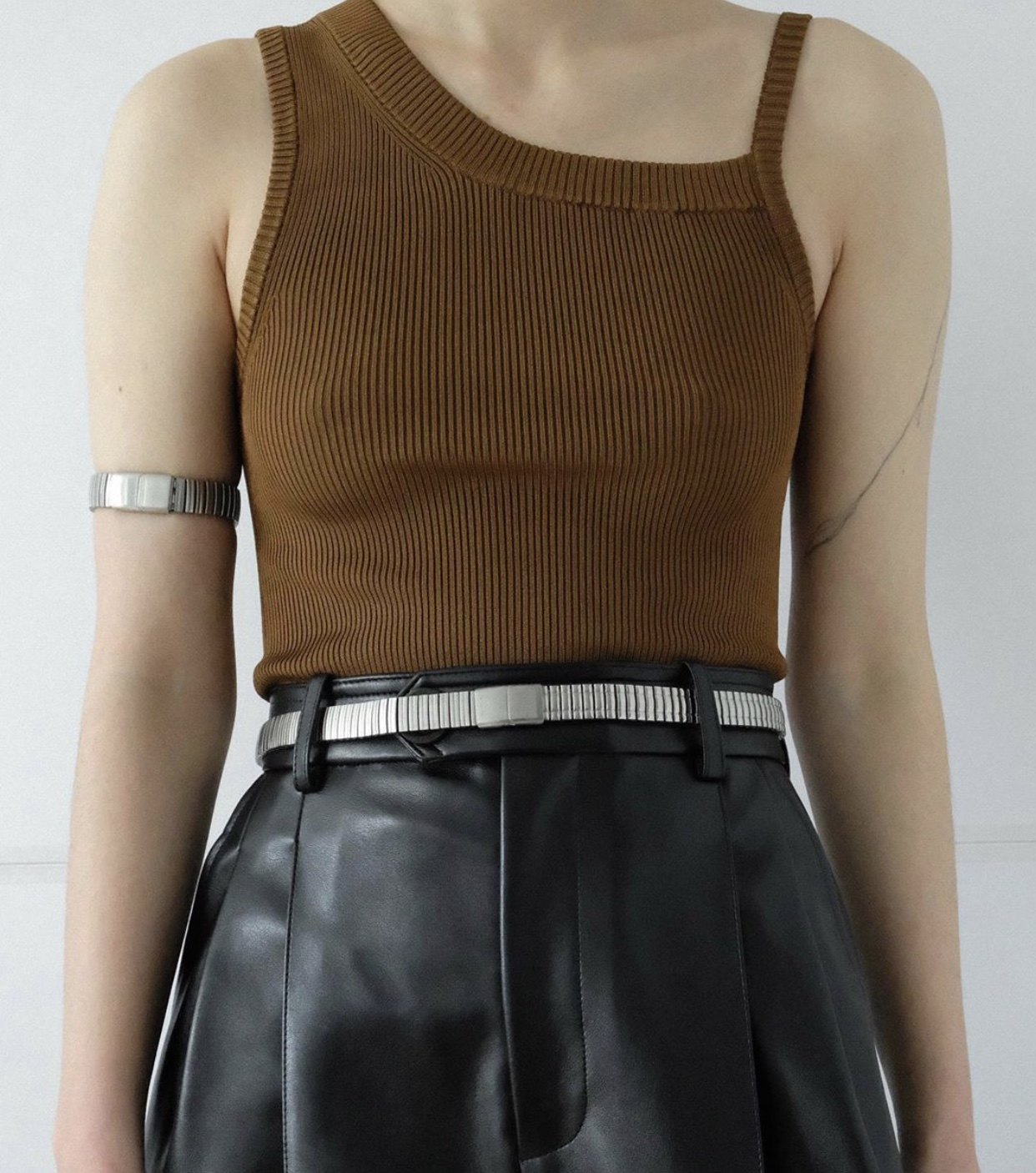 Peter logo belt stainless steel metal refined suit chain body chain bracelet minimalist futuristic spot