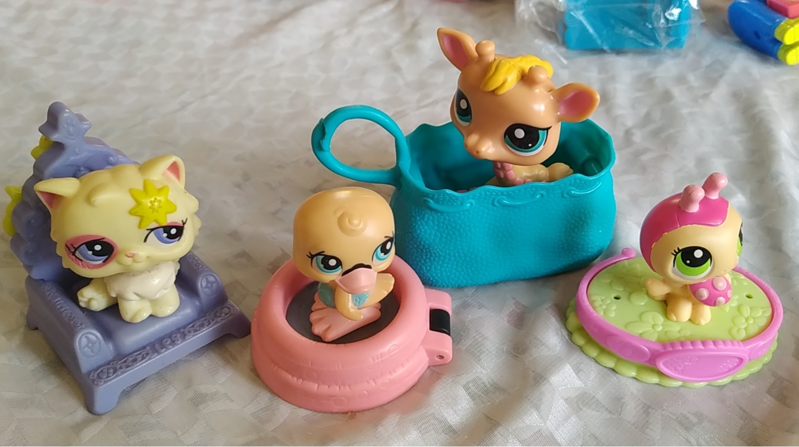 McDonald's Toys 2008 2010 2013 Child Zhibao to Q Pet House for multiple SALE