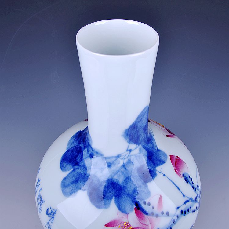 Mesa of jingdezhen ceramic vase famous hand - made porcelain household act the role ofing is tasted modern flower, adornment is placed