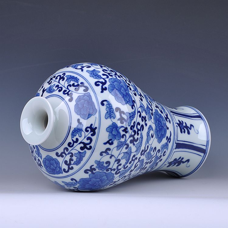Jingdezhen blue and white bottle of classical Chinese hand - made ceramics archaize sitting room porch household adornment handicraft furnishing articles