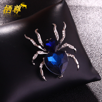 European and American personality large crystal spider brooch Mens coat pin trend windbreaker badge corsage high-end accessories