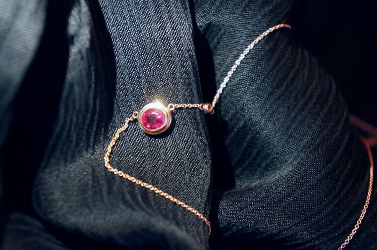 Rose -- robbing full net zhu treasure class glass beeper 18k gold carat diamond collarbone chain