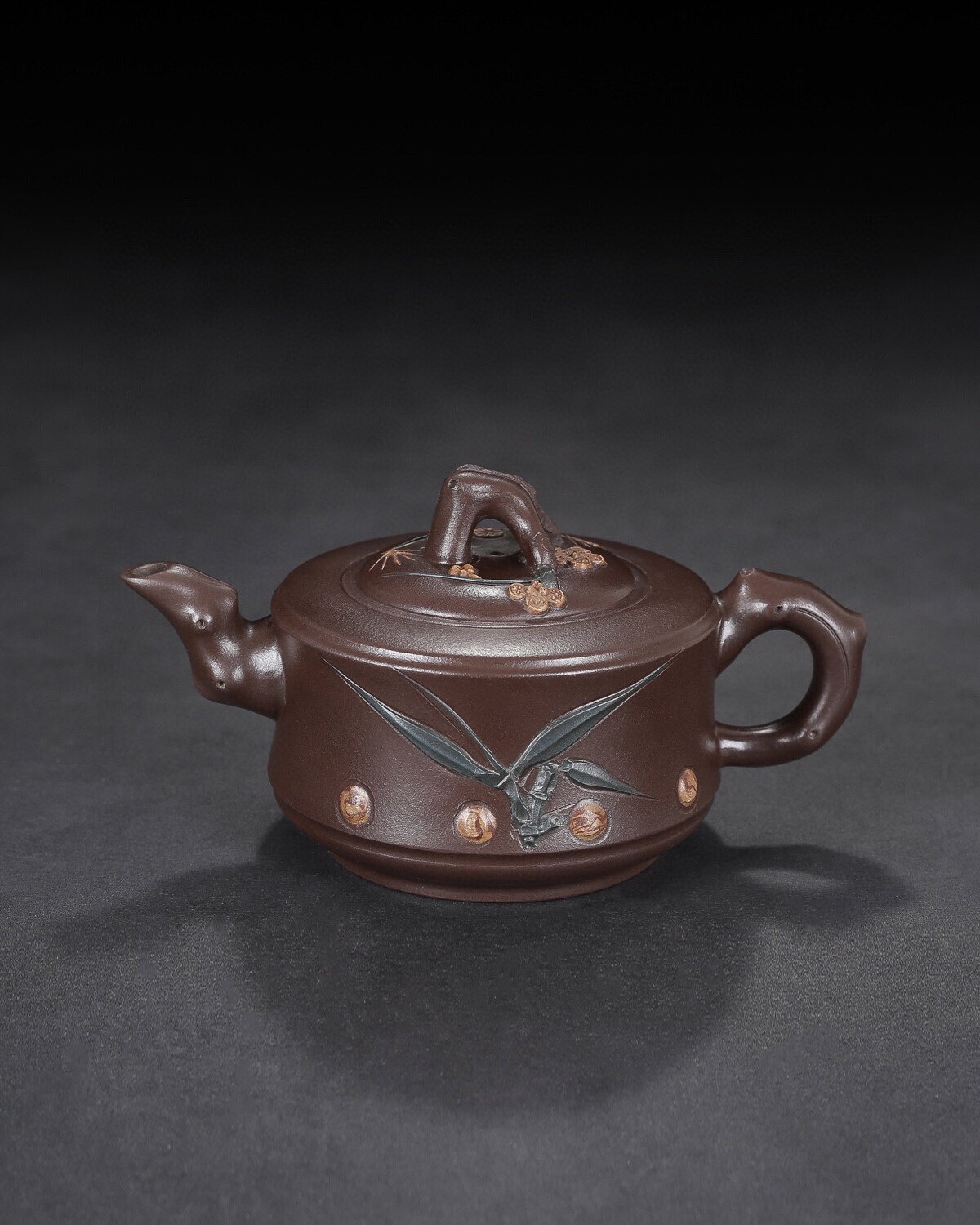 Antique Ancient Play Pure Handmade Purple Clay Pine Bamboo Plum Purple Sand Pot Rural Old Crafts Tea Art Pendulum Old Stock Collection