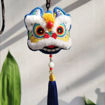 Pure handmade finished lion wake pendant embroidery beginner car chain key chain pendant to send men and women double-sided embroidered incense bag