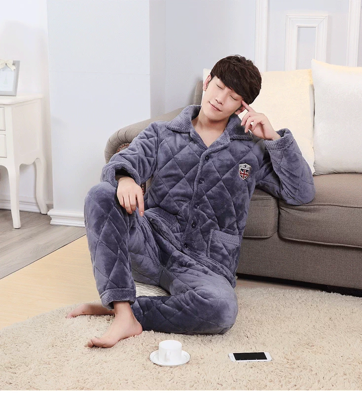 Bộ đồ ngủ chần bông nam mùa đông dày ba lớp lông cừu san hô mùa đông flannel dài tay áo khoác cotton đơn áo
