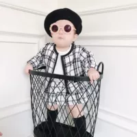 Шапка, куртка, платье, очки, носки