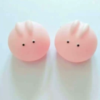 Розовый кролик