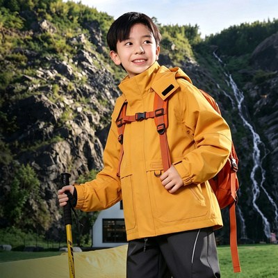 Three-Proof Children's Outdoor Jacket for Boys and Girls, 3-in-1 Windproof and Waterproof Clothing for Spring and Autumn, Suitable for Older Children — 3