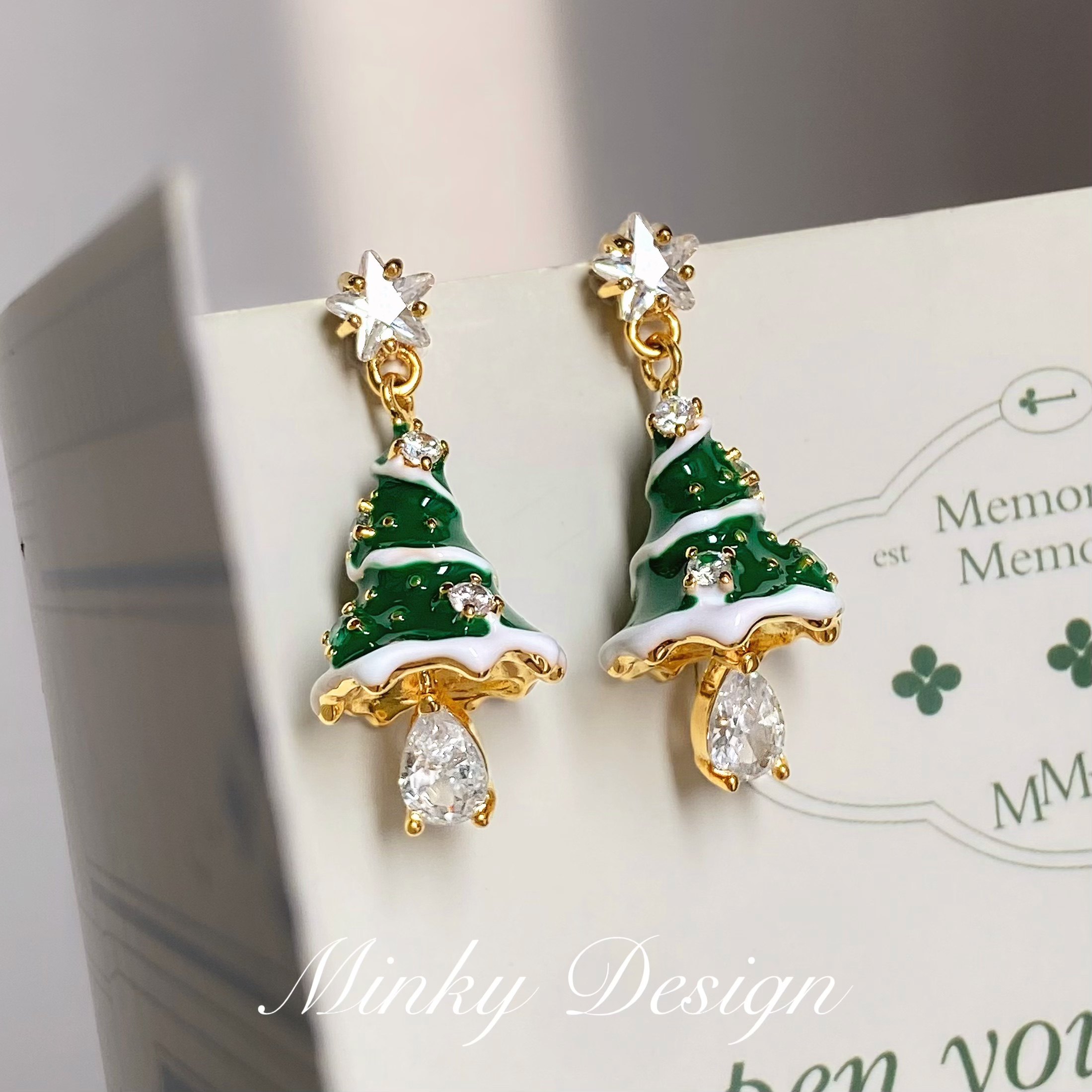 Christmas tree star earrings (Pair pack)