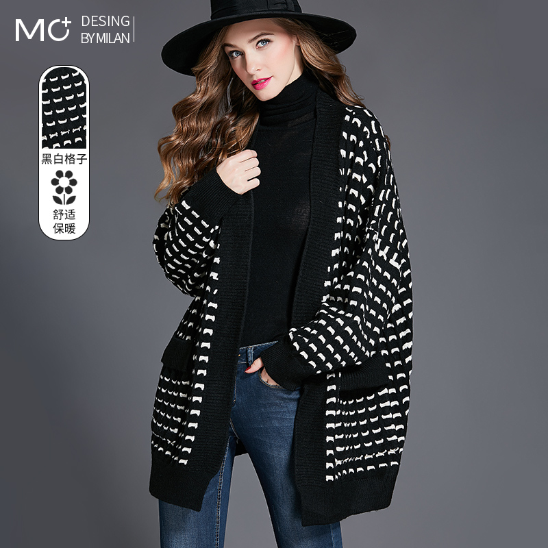 The loose and thin middle - long sweater coat woman in autumn and winter 2022 new thickened lazy wind knitted sweater wear outside