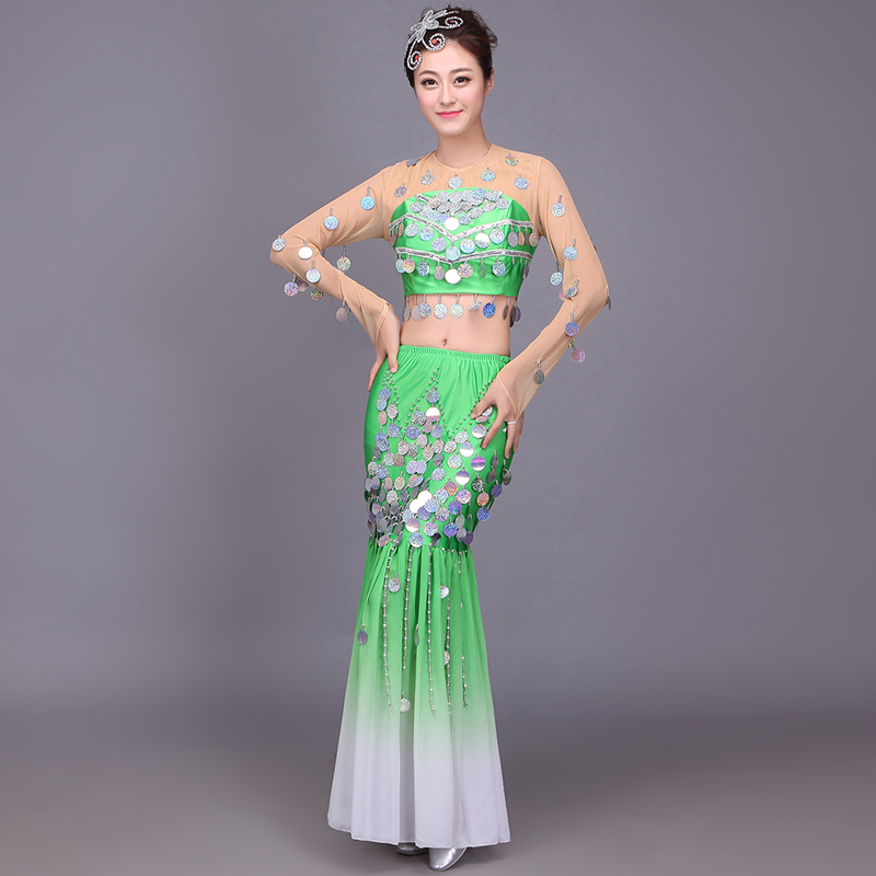 Big sequin Dai dance costume performance suit New Yunnan ethnic wind sequin peacock dance fishtail skirt Belly dance