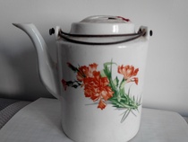 In the 1950s and 1960s the teapot large flower teapot old objects physical specimens ancient porcelain nostalgic collection