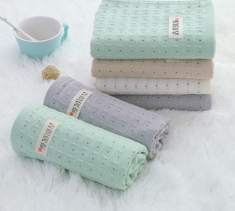 Traditional Woven Double Yarn Combed Cotton Dotted Thin Towel for Adults and Students, Easy to Dry, Face Towel, Bath Towel, Dries Quickly Traditional Woven Double Yarn Combed Cotton Dotted Thin Towel for Adults and Students, Easy to Dry, Face Towel, Bath Towel, Dries Quickly