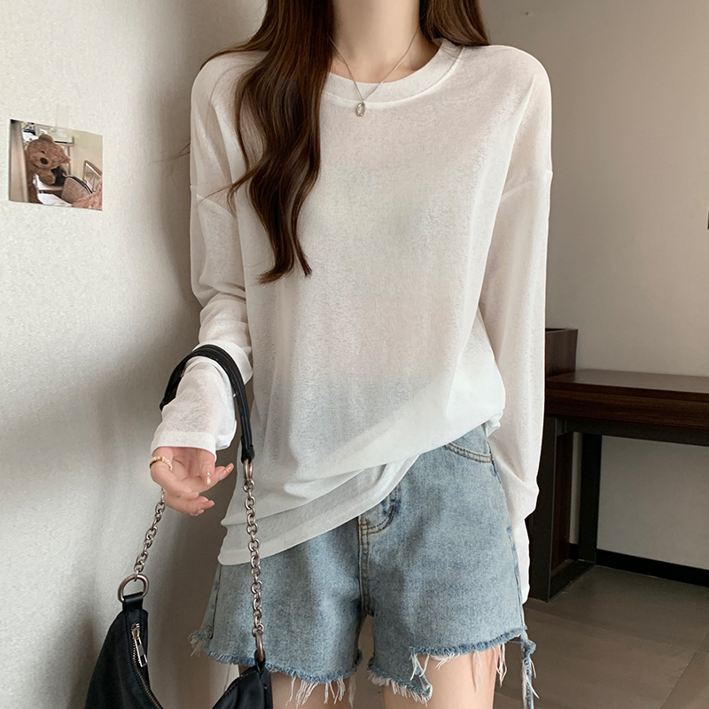 ins Korean Style Round Neck White Sun Protection T-Shirt for Women, Summer Thin Semi-Sheer Long-Sleeved Loose Top, Stylish Air-Conditioning Shirt