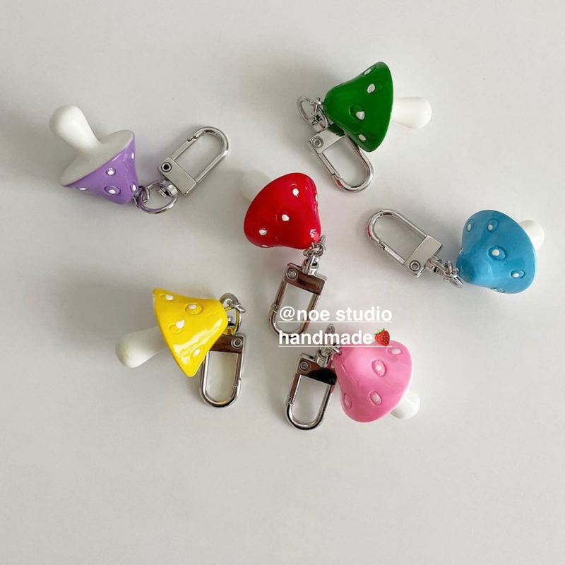 ins Niche Cute and Simple Colorful Small Mushroom Pendant Phone Case Accessory Keychain AirPods Pendant Bag Charm