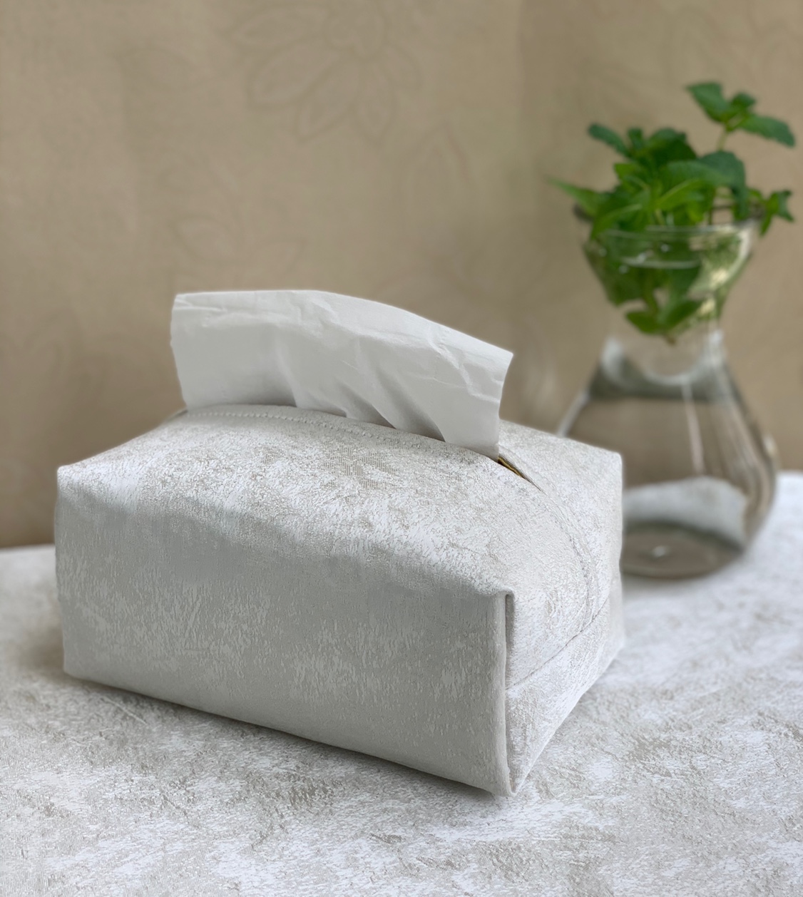 Treasures handmade can be customized company LogoVip customer gift fabric pumping paper package association meeting room paper towel cover