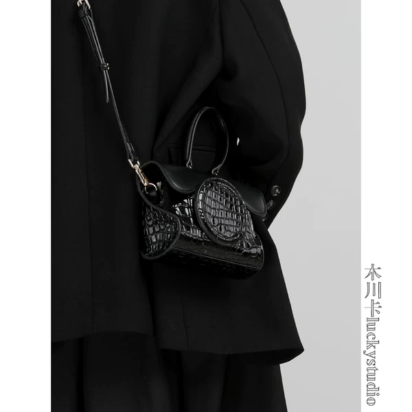 Товары от 木川卡luckystudio