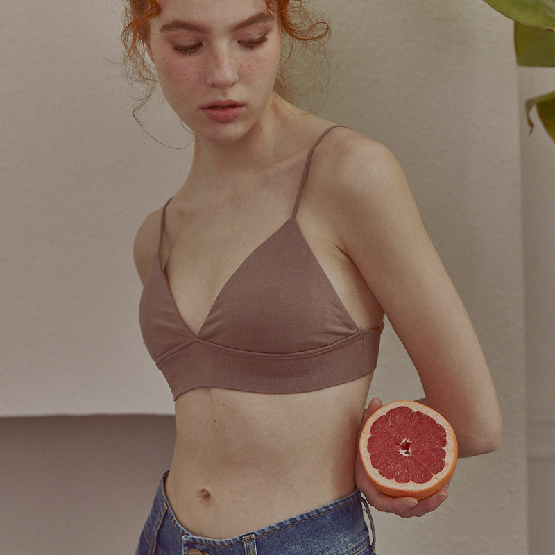 Small Breast Triangle Cup Fine Shoulder Strap Underwear Women No Steel Ring Sports Bra Girl Flat Breast summer slim French style bra