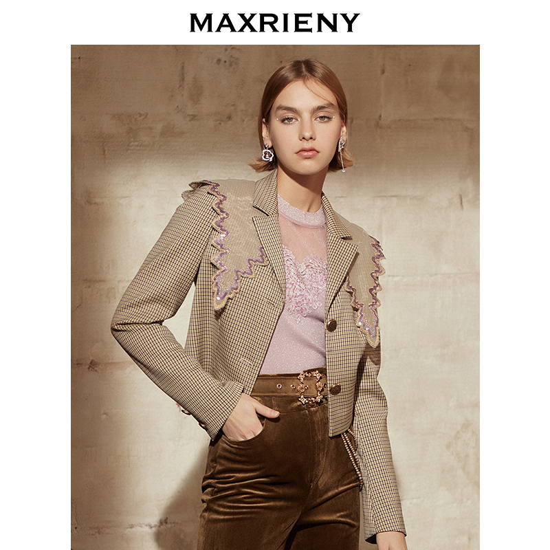 MAXRIENY2021 Spring New Texture Suit Jacket Woman short English Breeze Little Subdesign Sensation Little crowdsourced