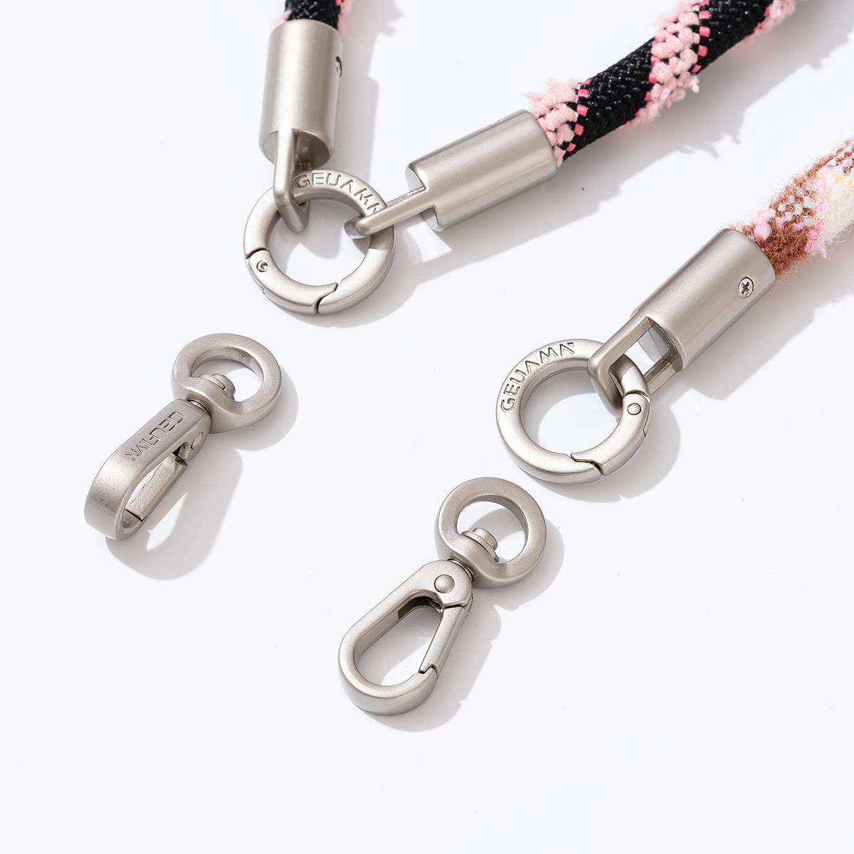 Winter Plush Short Phone Lanyard Wrist Chain Camera Strap for Women with Metal Spacer, Anti-Lost, High-End and Durable