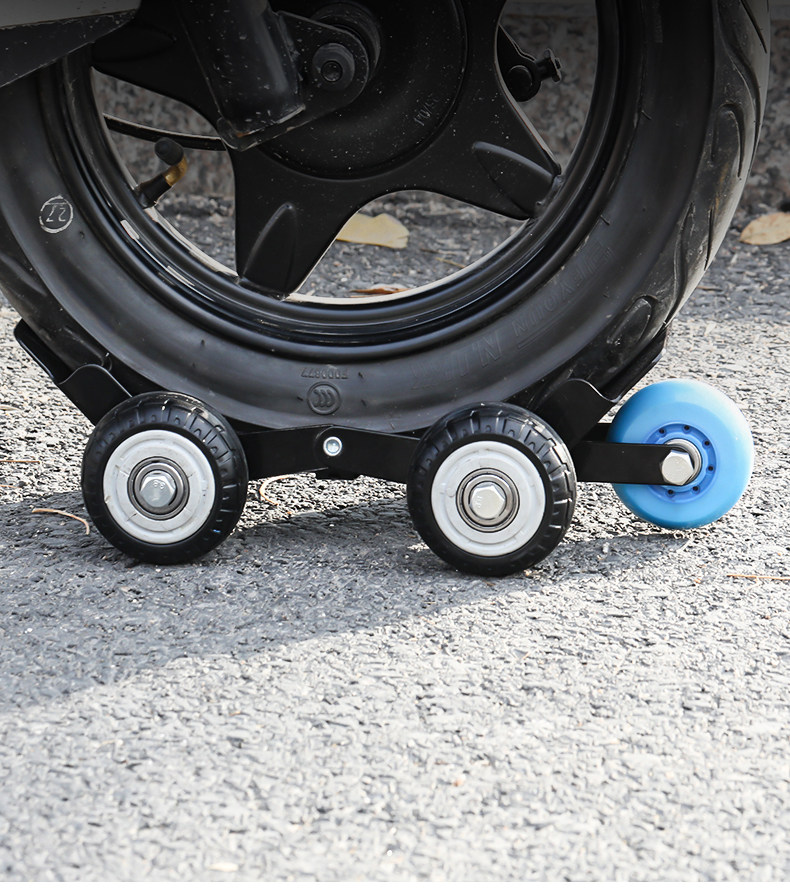 Newly upgraded Titan-type booster with widened anti-slip texture, emergency self-rescue pusher auxiliary wheel for electric vehicles